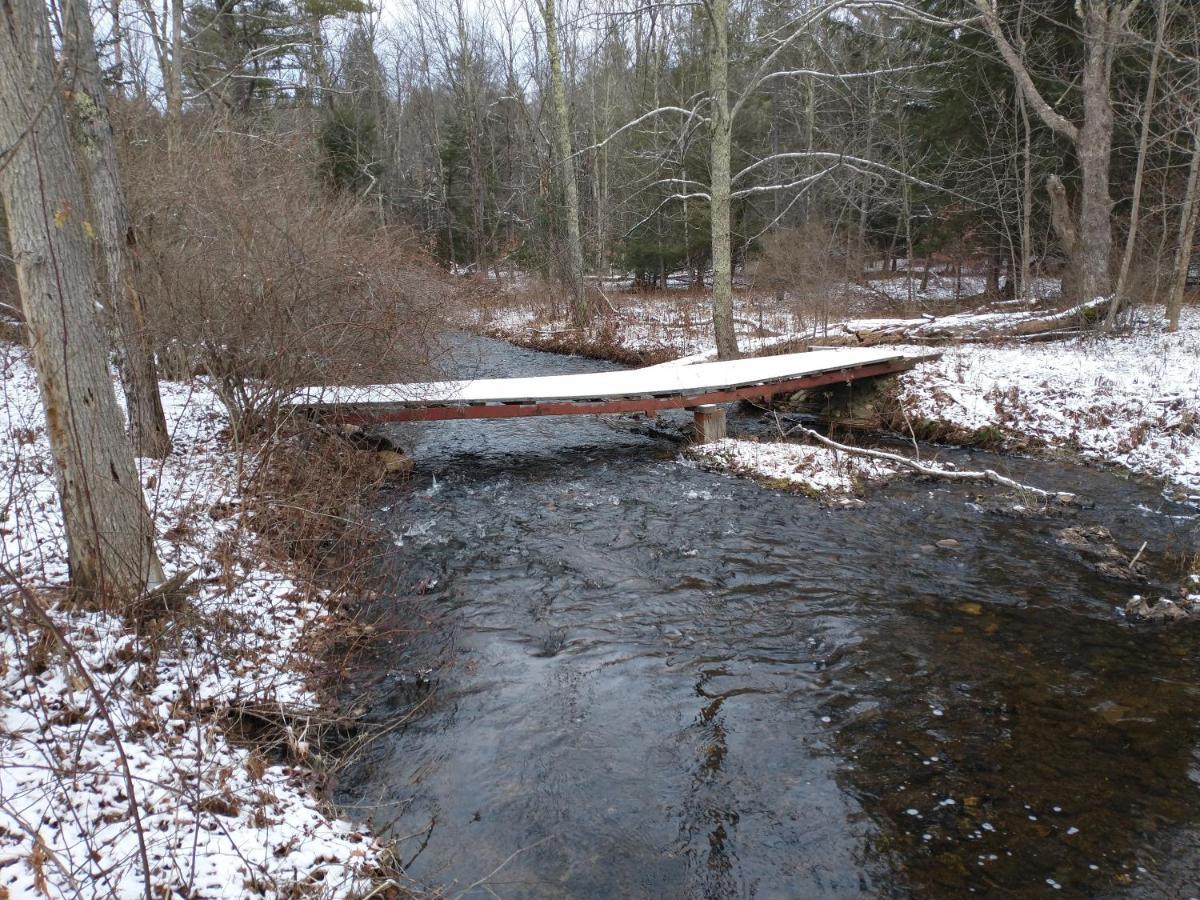 Two Brooks Lodge Bennington Bagian luar foto